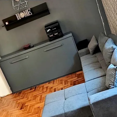 Athos House נובי סאד